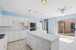 1814 Briarcrest Ln, Arlington, TX 76012 - Photo 15