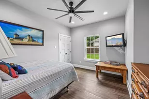 116 E Bexar St, Mabank, TX 75147 - Photo 11