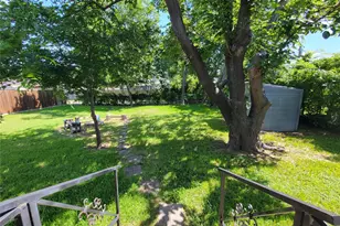 1220 Lewis Dr, Garland, TX 75041 - Photo 11