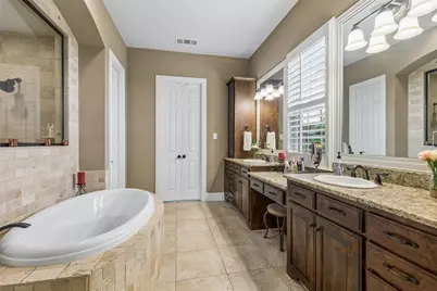 13608 Lyndhurst Drive, Frisco, TX 75035 - Photo 19