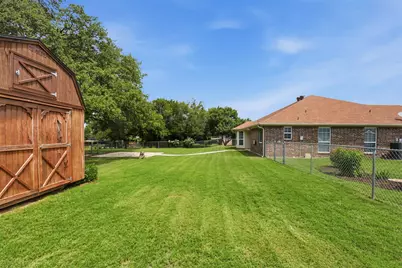 3910 View Point Drive, Granbury, TX 76048 - Photo 25