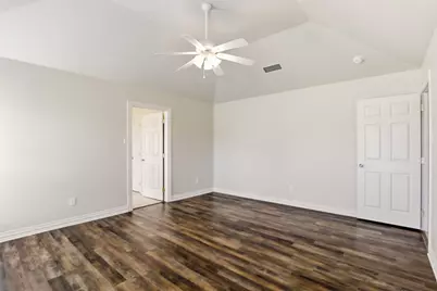 3910 View Point Drive, Granbury, TX 76048 - Photo 19