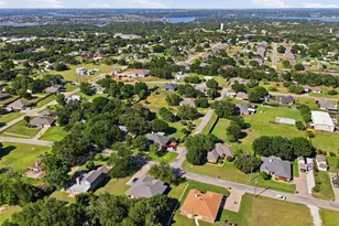3910 View Point Dr, Granbury, TX 76048 - Photo 31