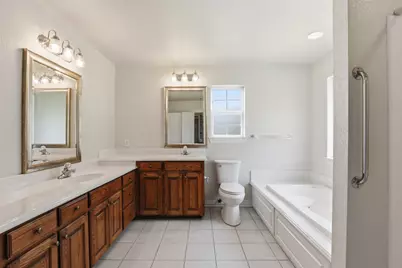 3910 View Point Drive, Granbury, TX 76048 - Photo 13