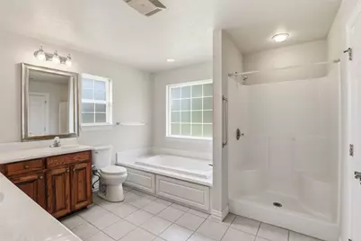 3910 View Point Drive, Granbury, TX 76048 - Photo 15