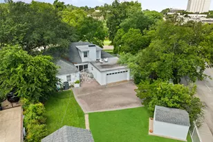 622 N Brookside Dr, Dallas, TX 75214 - Photo 35