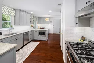 622 N Brookside Dr, Dallas, TX 75214 - Photo 9