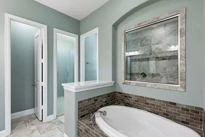 400 Warwick Boulevard, Lewisville, TX 75056 - Photo 29