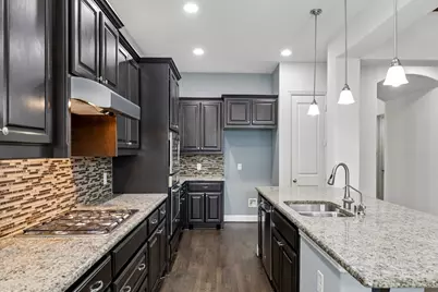 400 Warwick Boulevard, Lewisville, TX 75056 - Photo 15