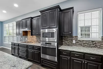 400 Warwick Boulevard, Lewisville, TX 75056 - Photo 17