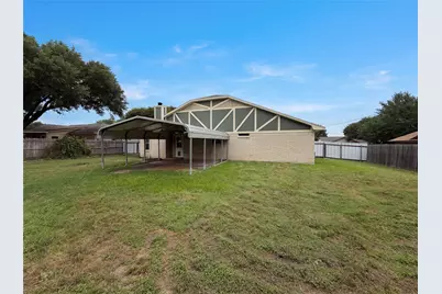 208 Dakota Drive, Hewitt, TX 76643 - Photo 5