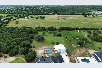 1096 Timber Hills Drive, Weatherford, TX 76087 - Photo 35