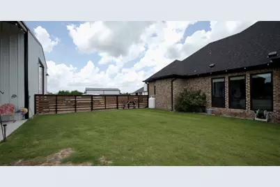 1096 Timber Hills Drive, Weatherford, TX 76087 - Photo 27