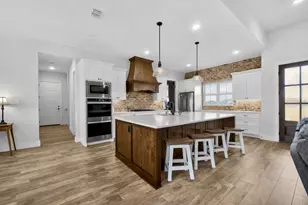 1096 Timber Hills Dr, Weatherford, TX 76087 - Photo 9