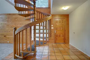 2923 Peninsula Dr, Grapevine, TX 76051 - Photo 7