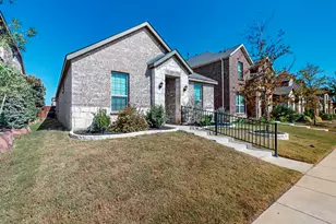 2321 Astapor Dr, Little Elm, TX 76227 - Photo 5