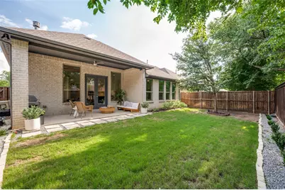 2213 Leslie Lane, McKinney, TX 75072 - Photo 5