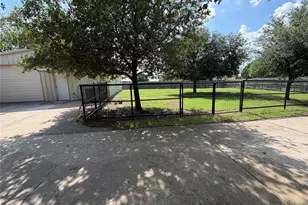 2117 Shorthorn Tr, Crowley, TX 76036 - Photo 19