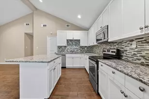 2908 Mistywood Ln, Denton, TX 76209 - Photo 3