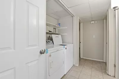 6811 Trail Lake Drive, Fort Worth, TX 76133 - Photo 17