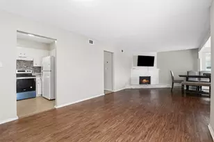 6811 Trail Lake Dr, Fort Worth, TX 76133 - Photo 11