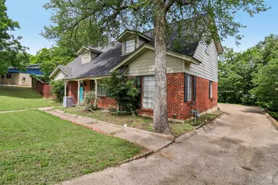 820 N Bowen Road, Arlington, TX 76012 - Photo 3