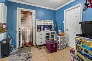 820 N Bowen Rd, Arlington, TX 76012 - Photo 19