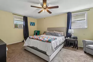 820 N Bowen Rd, Arlington, TX 76012 - Photo 29