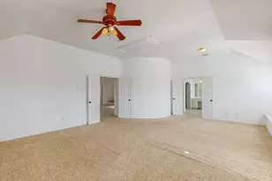 8609 Rugby Dr, Irving, TX 75063 - Photo 21