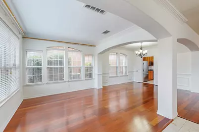 8609 Rugby Drive, Irving, TX 75063 - Photo 5