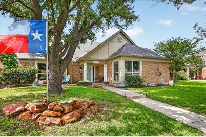 2117 Lavaca Trail, Carrollton, TX 75010 - Photo 3
