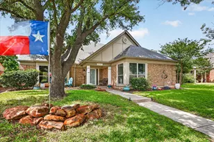 2117 Lavaca Trail, Carrollton, TX 75010 - Photo 3