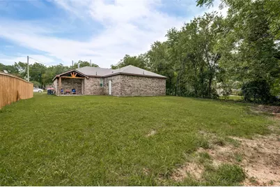 343 N Morris Street, Gainesville, TX 76240 - Photo 25
