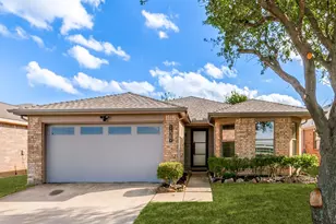 8716 Tumbleweed Dr, Cross Roads, TX 76227 - Photo 1