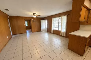 120 Juniper Dr, Palestine, TX 75803 - Photo 9