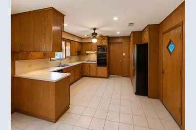 120 Juniper Drive, Palestine, TX 75803 - Photo 11