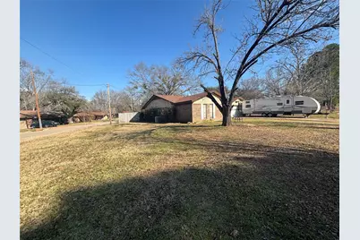 120 Juniper Drive, Palestine, TX 75803 - Photo 23