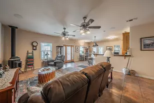 501 Country Ln, Haslet, TX 76052 - Photo 7