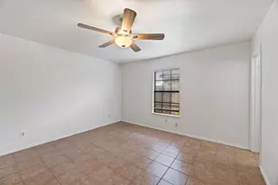 447 Vincent St, Cedar Hill, TX 75104 - Photo 21