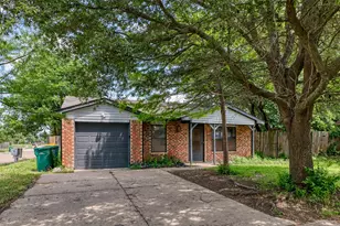 447 Vincent St, Cedar Hill, TX 75104 - Photo 1