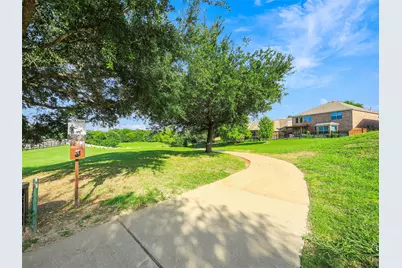 808 Ping Street, McKinney, TX 75069 - Photo 5