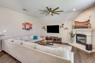 779 Little Ridge Ct, Burleson, TX 76028 - Photo 19