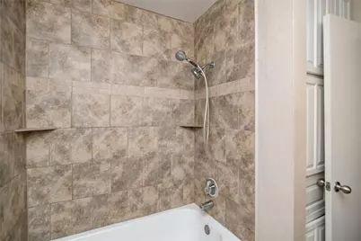1604 Weiler Boulevard, Fort Worth, TX 76112 - Photo 13