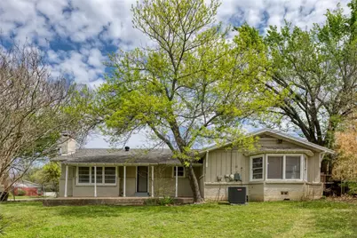 1604 Weiler Boulevard, Fort Worth, TX 76112 - Photo 1