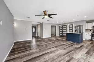 2033 Rose Hill Rd, Carrollton, TX 75007 - Photo 7