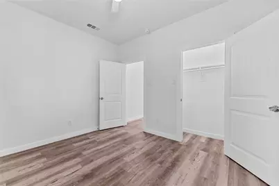 3331 Spring Avenue, Dallas, TX 75215 - Photo 9