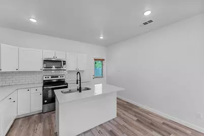 3331 Spring Avenue, Dallas, TX 75215 - Photo 5