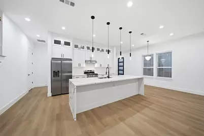 306 E 7th Street, Dallas, TX 75203 - Photo 9