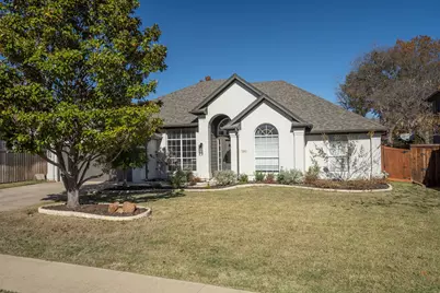 2804 Woodhaven Drive, Grapevine, TX 76051 - Photo 1