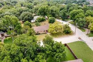 224 W Lanett Dr, DeSoto, TX 75115 - Photo 25